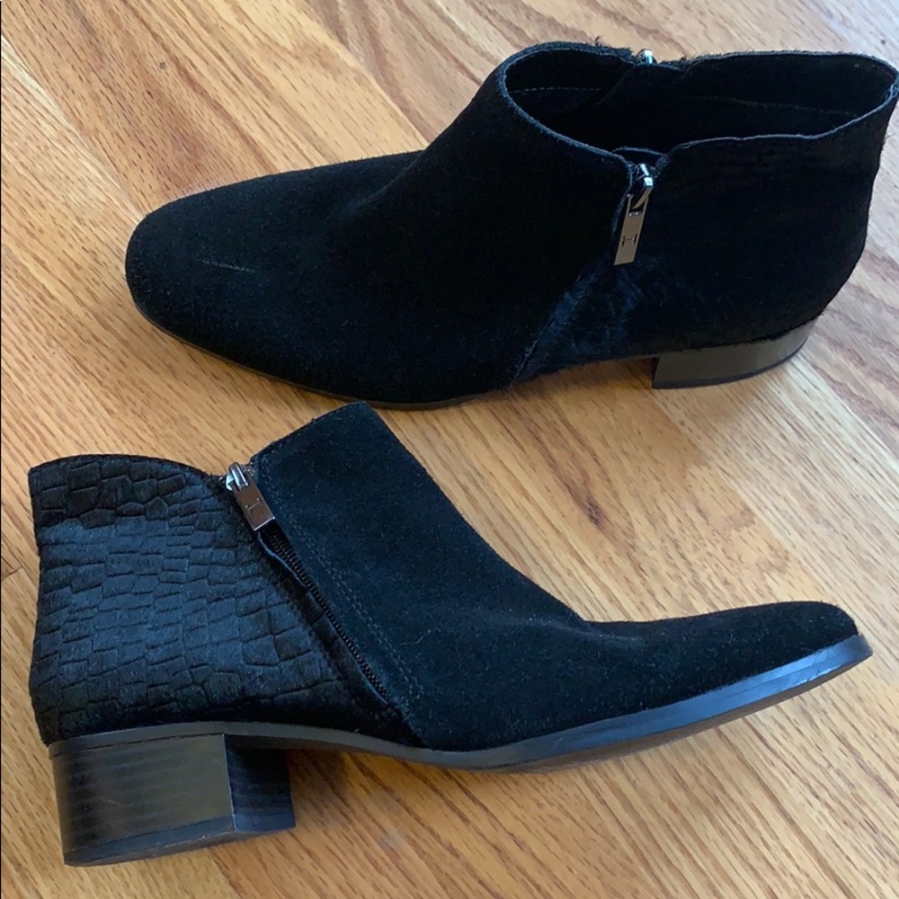 H By Halston Lana Suede & Croco Black Booties 8 M